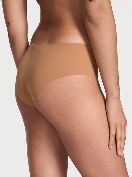 Трусики-чики женские бесшовные Victoria's Secret No-Show Cheeky Panty темно-бежевые  6xz-0u9-bj3 фото