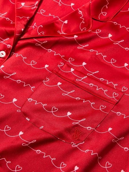 Піжама сатинова червона (шорти +сорочка) Victoria's Secret Signature Satin Short Pajama Set ssi-xt9-2ns фото