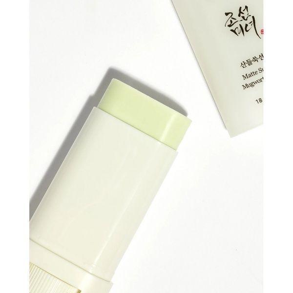 Солнцезащитный матующий стик Beauty of Joseon Matte Sun Stick Mugwort + Camellia 18 г 28a-c5c фото