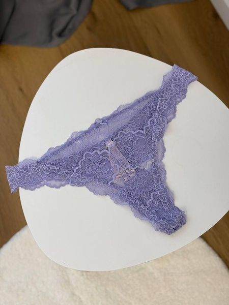 Трусики-стринги женские люксовые кружевные Victoria's Secret сиреневые f0c-y0b-hrz фото