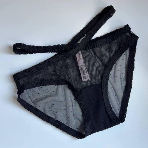 Трусики-бикини женские Victoria's Secret Bikini Panty черные 9pu-ea1-kun фото