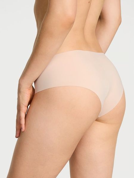 Трусики-чики женские бесшовные Victoria's Secret No-Show Cheeky Panty бежевые zb0-azk-8qt фото