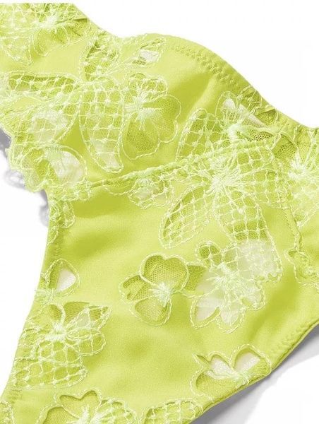 Трусики-стринги женские люксовые кружевные Victoria's Secret Satin Ziggy Glam Floral Embroidery желтые caw-r6o-6ak фото