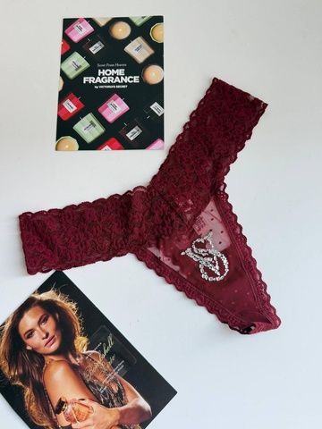 Трусики-стринги женские Victoria's Secret Lace Thong Panty бордовые  yf5-hwx-4dz фото