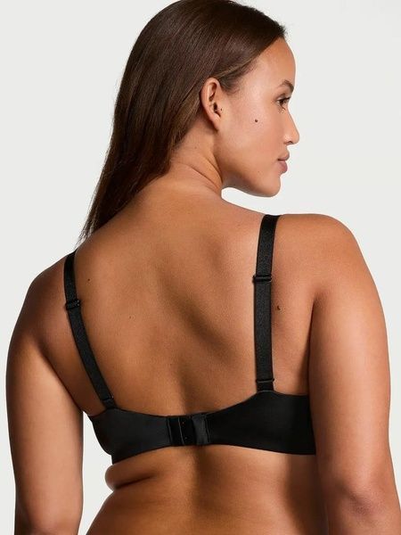 Бюстгальтер с пуш-ап со стразами Victoria's Secret Starstruck Shine Strap Push-Up Bra черный bz3-zwn-km4 фото