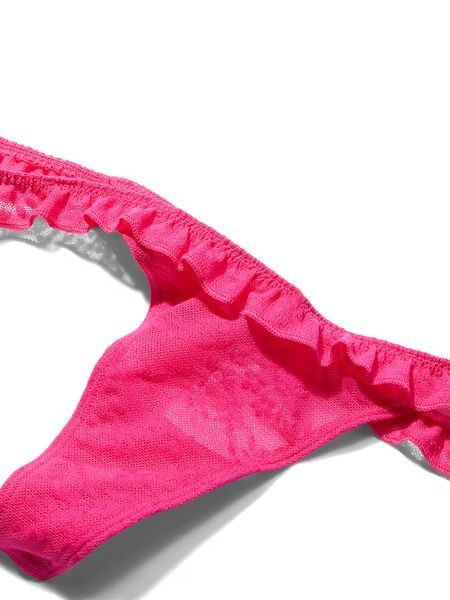 Трусики-стринги кружевные женские с рюшами Victoria's Secret PINK Wink Micro Thong Panty розовые  yj4-0sa-523 фото
