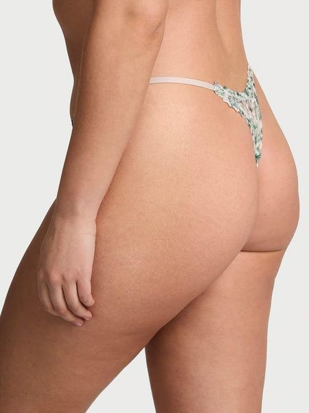 Трусики-стрінги жіночі мереживні Victoria's Secret Lace String Thong Panty білі j2c-qyf-cxj фото