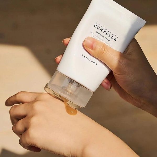 Успокаивающий крем для проблемной кожи лица с центеллой Skin1004 Madagascar Centella Soothing Cream 75 мл 8809576261134 фото