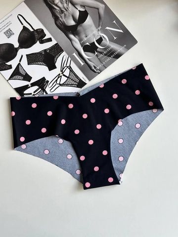 Трусики-чики женские бесшовные Victoria's Secret No-Show Cheeky Panty черные glc-0qe-l9t фото