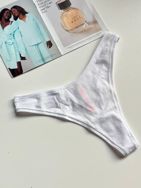 Трусики-стрінги жіночі PINK Victoria's Secret Thong Panty білі s1u-ie6-sdw фото