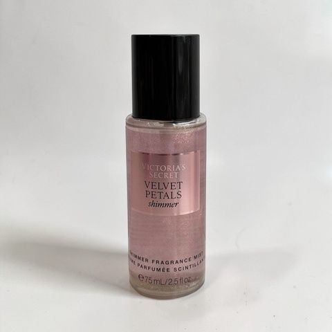 Velvet Petals Shimmer - мини-мист с шиммером для тела Victoria's Secret, 75 мл a74-7i5 фото