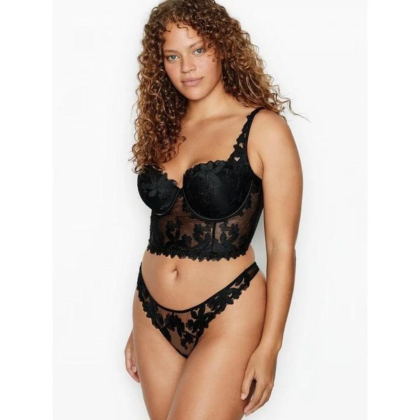 Трусики-стринги женские кружевные люксовые Victoria's Secret Floral Embroidered Thong Panty черные azh-qbw-t9c фото