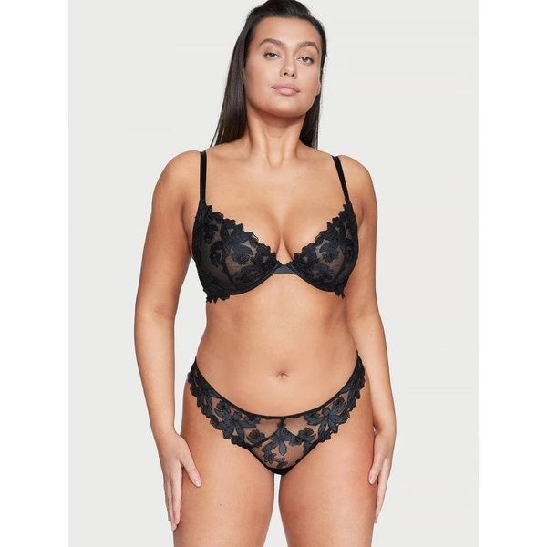 Трусики-стринги женские кружевные люксовые Victoria's Secret Floral Embroidered Thong Panty черные azh-qbw-t9c фото