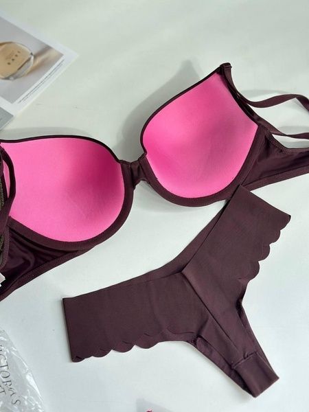 Бюстгальтер с пуш-ап PINK Victoria's Secret Push-Up Bra бордовый 001-tlu-709 фото