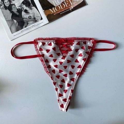 Трусики-стринги женские люксовые Victoria's Secret белые rxo-v4n-zbh фото