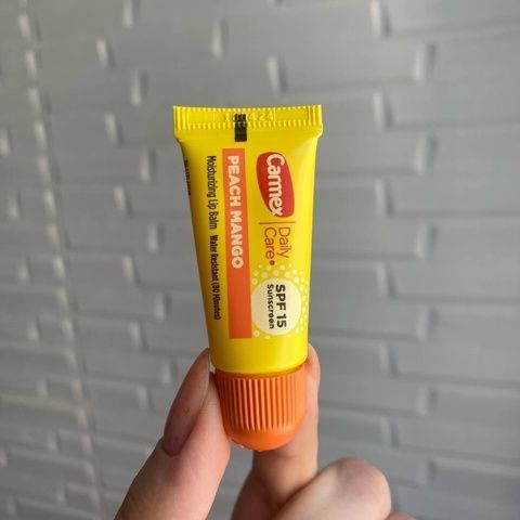 Мини-бальзам для губ Carmex Minis SPF15 (в тюбике), 5 г Peach Mango - персик манго 4u2-w6u-b54 фото