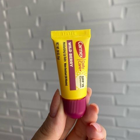 Мини-бальзам для губ Carmex Minis SPF15 (в тюбике), 5 г Wild Berry - лесная ягода 2sk-asq-sdm фото