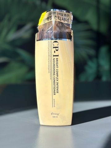 Кондиционер для волос с кератином Esthetic House CP-1 Bright Complex Intense Nourishing Conditioner 500мл 1000100025200 фото