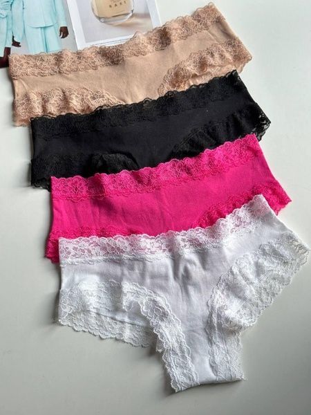 Трусики-чики женские хлопковые с кружевом Victoria's Secret Lace-Waist Cotton Cheeky Panty малиновые 5f9-359-86c фото