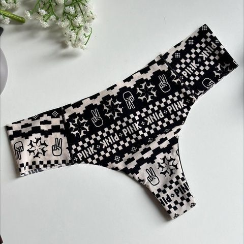 Трусики-стринги женские бесшовные PINK Victoria's Secret No-Show Thong Panty черные hy3-rtq-16c фото