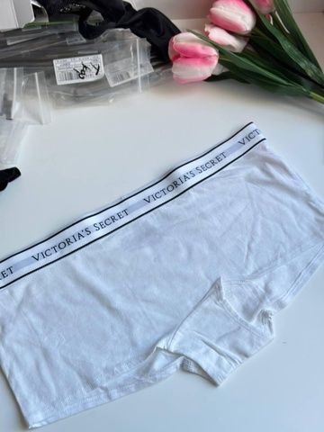 Трусики-шорты женские Victoria's Secret белые i3h-sse-5jf фото