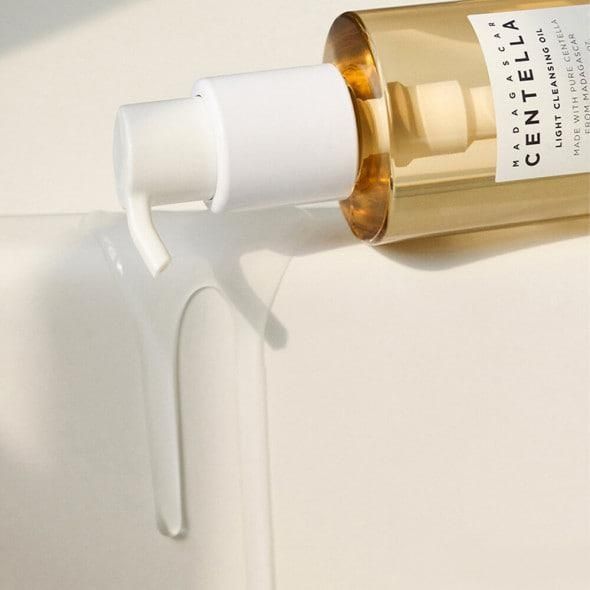 Гідрофільна олія з екстрактом центели азіатської Skin1004 Madagascar Centella Light Cleansing Oil 200 мл iai-50c фото