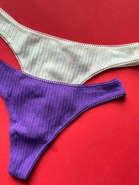 Трусики-стрінги жіночі PINK Victoria's Secret фіолетові 800-537 фото