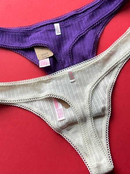 Трусики-стрінги жіночі PINK Victoria's Secret фіолетові 800-537 фото