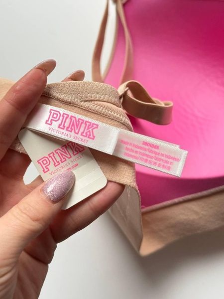 Бюстгальтер без пуш-ап Victoria's Secret Lightly-Lined Wireless Bra светло-бежевый 7mm-2lb-m4y фото