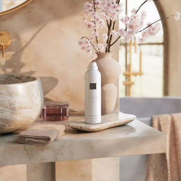 Гель-пенка для душа Rituals The Ritual of Sakura Foaming Shower Gel, 200 мл i35-238 фото