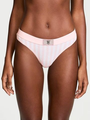 Трусики-стринги женские хлопковые с логотипом Victoria's Secret Logo Cotton Shine Patch Thong Panty розовые a9s-6yk-rsk фото