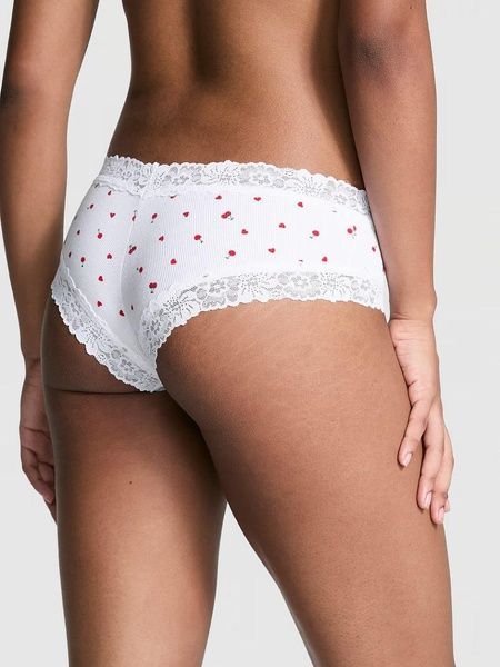 Трусики-чики женские хлопковые с кружевом&nbsp;PINK Victoria's Secret Wink Lace-Trim Cheeky Panty белые 1wa-r43-bib фото