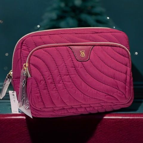 Косметичка малиновая Victoria's Secret Travel Makeup Pouch 397-0c2 фото