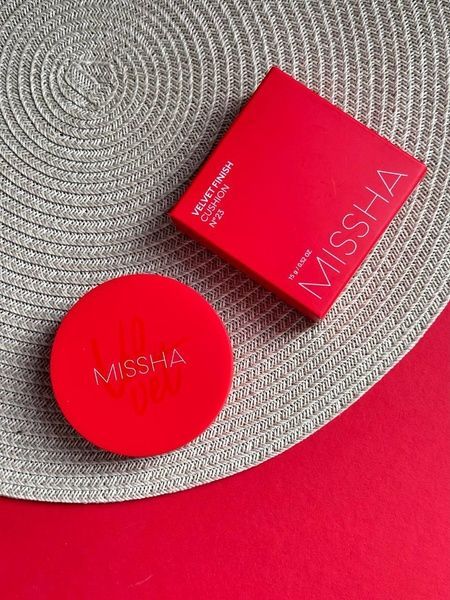 Кушон тональний матовий MISSHA VELVET FINISH CUSHION SPF50+ PA+++, 15 г №21 - Світлий Бежевий 391-393 фото
