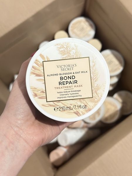 Маска для волос Victoria's Secret Bond Repair Treatment Mask Almond Blossom&Oat Milk, 210 мл 275-i89 фото