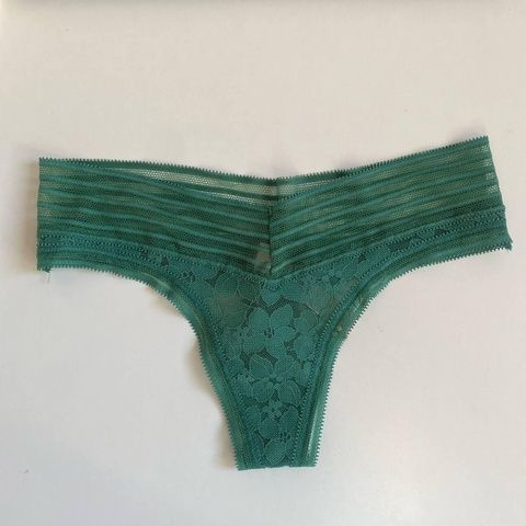Трусики-стринги женские кружевные Victoria's Secret Thong Panty зеленые 7hz-xo7-o20 фото