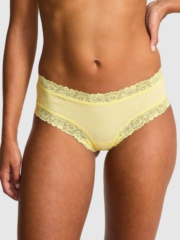 Трусики-чики женские хлопковые с кружевом&nbsp;PINK Victoria's Secret Wink Lace-Trim Cheeky Panty желтые qye-6p5-upt фото