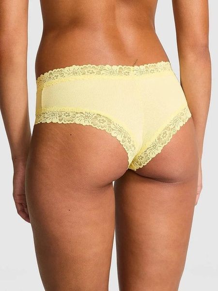 Трусики-чики женские хлопковые с кружевом&nbsp;PINK Victoria's Secret Wink Lace-Trim Cheeky Panty желтые qye-6p5-upt фото