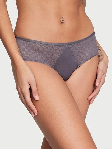 Трусики-чики женские люксовые Victoria's Secret Icon Lace Cheeky Panty серые ugu-oqd-5ac фото