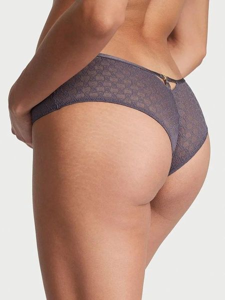 Трусики-чики женские люксовые Victoria's Secret Icon Lace Cheeky Panty серые ugu-oqd-5ac фото