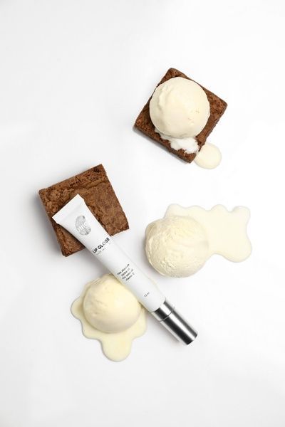 Блиск для губ з ароматом шоколадного брауні UNICO LIP GLOSS BROWNIE 12 мл 0024 фото