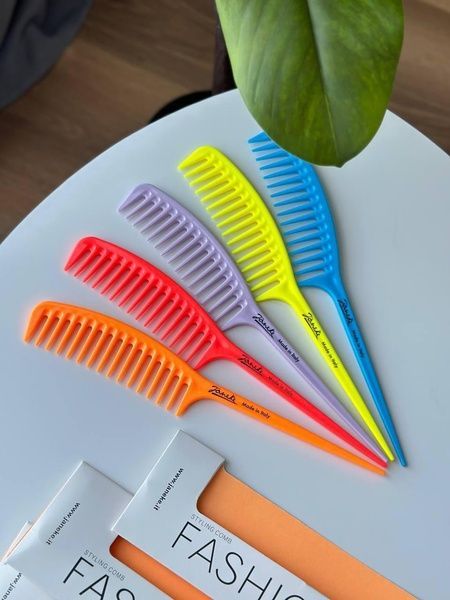 Гребень для волос Janeke Fashion Comb Фуксия qis-99a-tz1 фото