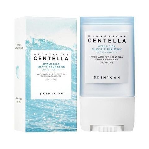 Солнцезащитный крем в стике SKIN1004 Madagascar Centella Hyalu-Cica Silky-Fit Sun Stick 20 г 010-i56 фото