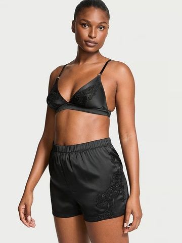 Пижама бралет+шорты черная Victoria's Secret Jaguar Satin Triangle Bralette & Boxer Shorts Set o5w-hcz-zpn фото