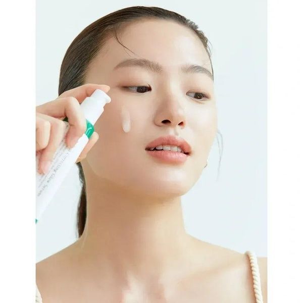 Осветляющая сыворотка против пигментации Axis-Y Dark Spot Correcting Glow Serum, 50 мл 7c7-654 фото