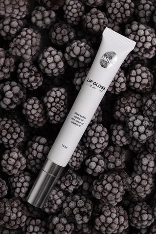 Блеск для губ с ароматом чернично-ежевичного джема UNICO LIP GLOSS JAM 12 мл 0026 фото