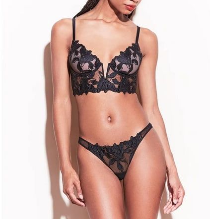 Комплект белья (бралет на косточках + стринги) 5gq-dgg-xsi фото