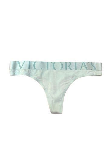Трусики-стринги жіночі бавовняні з логотипом Victoria's Secret Exploded Logo Cotton Thong блакитні  ehb-1c3-8it фото
