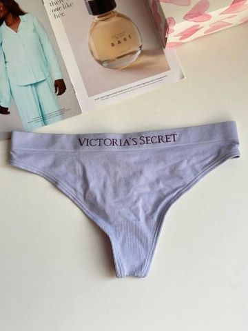 Трусики-стринги женские с микрофибры Victoria's Secret Seamless Thong Panty сиреневые rqj-rid-mxb фото