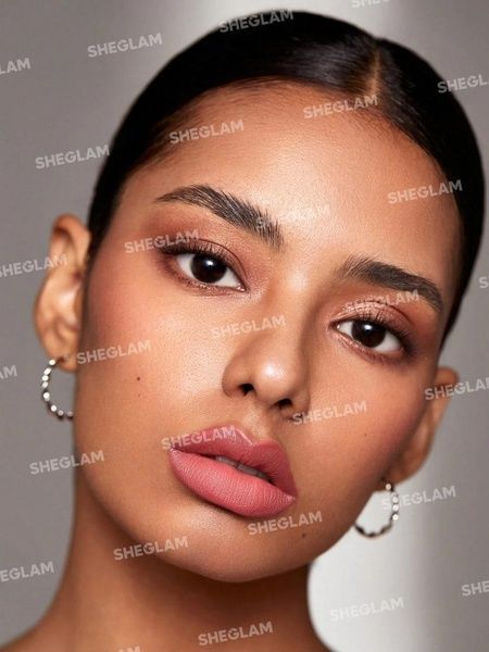 Помада-карандаш для губ 2 в 1 Sheglam Glam 101 Lipstick & Liner Duo - Cherry Fudge 06i-4a0 фото